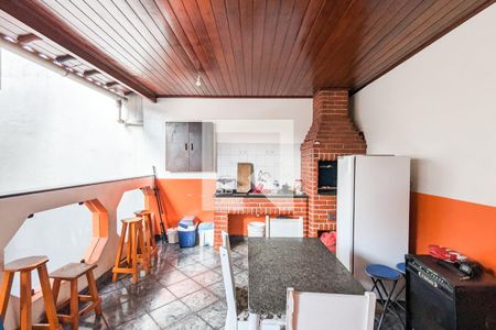 Casa à venda com 228m², 3 quartos e 2 vagasChurrasqueira