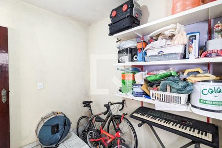 Casa à venda com 228m², 3 quartos e 2 vagasQuarto de serviço