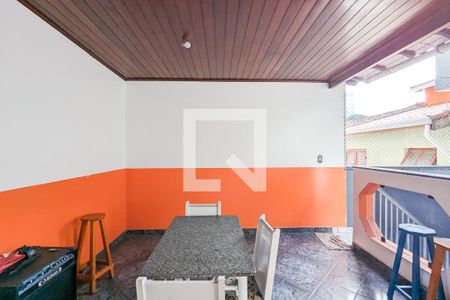 Casa à venda com 228m², 3 quartos e 2 vagasChurrasqueira