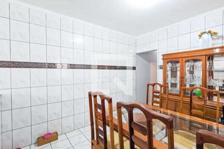 Casa à venda com 228m², 3 quartos e 2 vagasCozinha