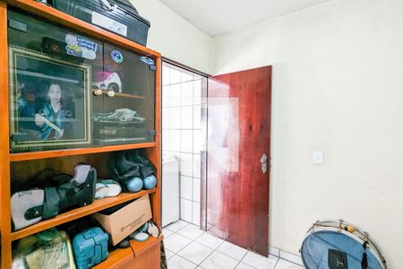 Casa à venda com 228m², 3 quartos e 2 vagasQuarto de serviço
