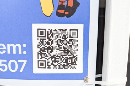 Casa à venda com 228m², 3 quartos e 2 vagasFachada