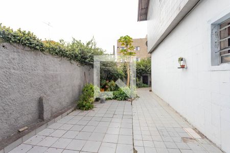 Casa à venda com 172m², 4 quartos e 1 vaga Casa à venda com 172m², 4 quartos e 1 vagaQuintal