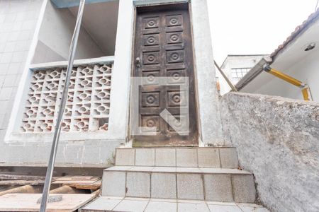 Casa à venda com 172m², 4 quartos e 1 vaga Casa à venda com 172m², 4 quartos e 1 vagaEntrada churrasqueira