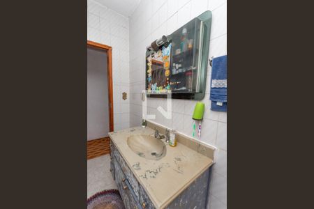 Casa à venda com 172m², 4 quartos e 1 vaga Casa à venda com 172m², 4 quartos e 1 vagaBanheiro