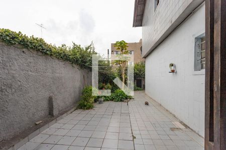 Casa à venda com 172m², 4 quartos e 1 vaga Casa à venda com 172m², 4 quartos e 1 vagaQuintal
