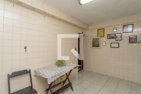 Casa à venda com 172m², 4 quartos e 1 vaga Casa à venda com 172m², 4 quartos e 1 vagaEntrada