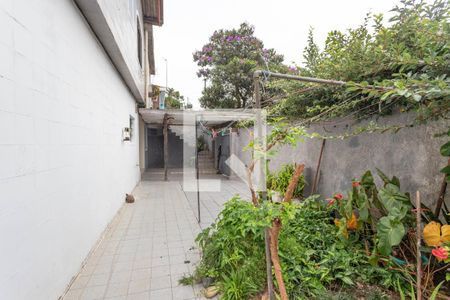 Casa à venda com 172m², 4 quartos e 1 vaga Casa à venda com 172m², 4 quartos e 1 vagaQuintal