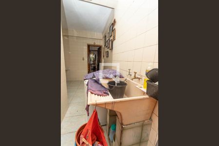 Casa à venda com 172m², 4 quartos e 1 vaga Casa à venda com 172m², 4 quartos e 1 vagaÁrea de serviço