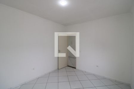 Quarto 2 de casa para alugar com 2 quartos, 110m² em Parque Colonial, São Paulo