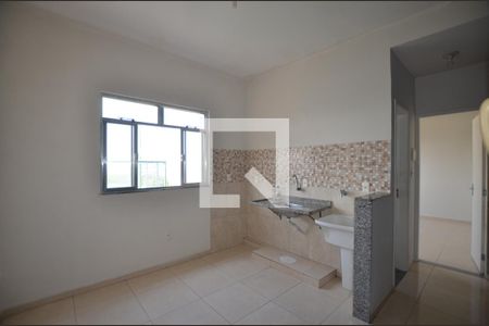 Sala/Cozinha de apartamento para alugar com 1 quarto, 45m² em Brás de Pina, Rio de Janeiro
