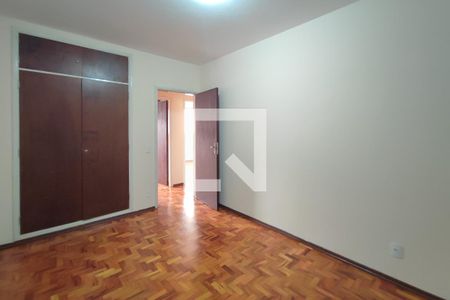 Quarto 2 de apartamento para alugar com 2 quartos, 66m² em Cambuí, Campinas