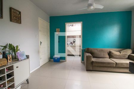 Sala de apartamento para alugar com 2 quartos, 54m² em Rubem Berta, Porto Alegre