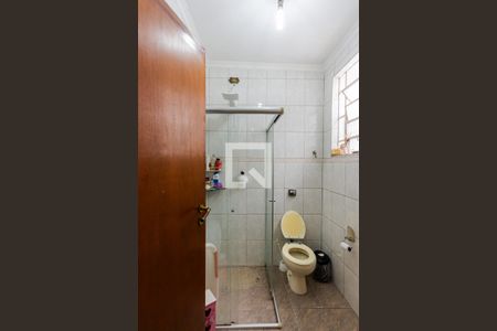 Casa à venda com 212m², 2 quartos e 4 vagasBanheiro