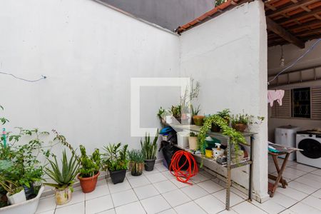 Casa à venda com 212m², 2 quartos e 4 vagasÁrea de Serviço