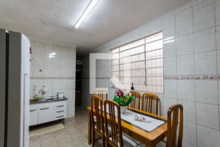 Casa à venda com 212m², 2 quartos e 4 vagasCozinha