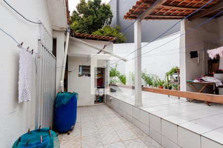 Casa à venda com 212m², 2 quartos e 4 vagasÁrea de Serviço