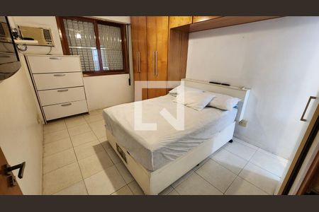 Quarto Suíte de apartamento para alugar com 2 quartos, 79m² em Boqueirão, Santos