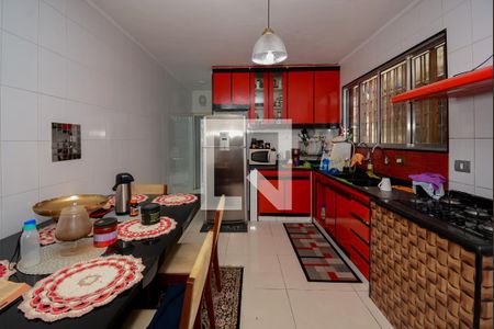 Casa à venda com 190m², 3 quartos e 2 vagasCozinha