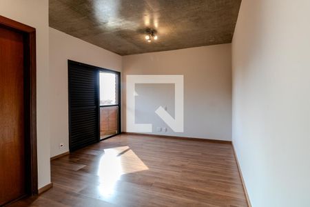 Apartamento à venda com 300m², 3 quartos e 4 vagas Apartamento à venda com 300m², 3 quartos e 4 vagasQuarto