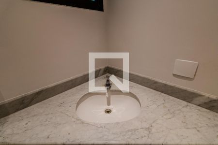 Apartamento à venda com 300m², 3 quartos e 4 vagas Apartamento à venda com 300m², 3 quartos e 4 vagasLavando
