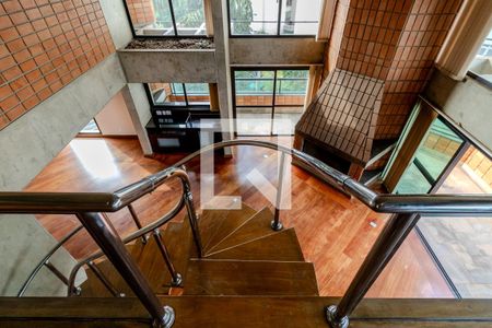 Apartamento à venda com 300m², 3 quartos e 4 vagas Apartamento à venda com 300m², 3 quartos e 4 vagasMezanino