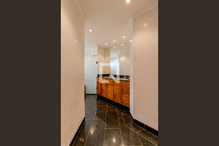 Banheiro Social de apartamento para alugar com 3 quartos, 300m² em Paraíso do Morumbi, São Paulo