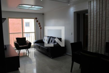 Sala de apartamento para alugar com 2 quartos, 70m² em Vila Ivone, São Paulo