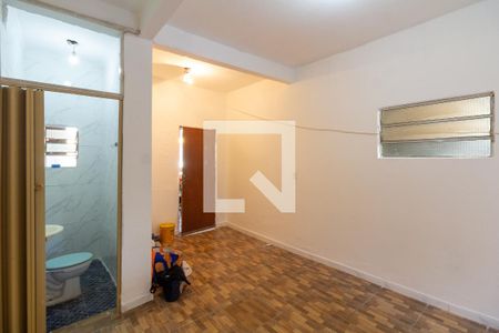Sala/Quarto de casa para alugar com 1 quarto, 40m² em Santa Maria, Osasco