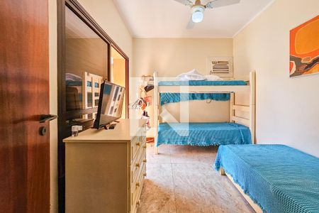 Casa de condomínio para alugar com 154m², 4 quartos e 2 vagasQuarto 2