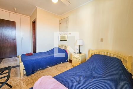 Casa de condomínio para alugar com 154m², 4 quartos e 2 vagasSuíte