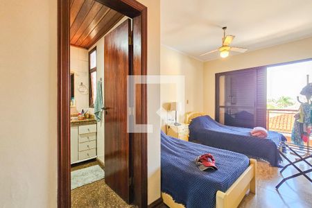 Casa de condomínio para alugar com 154m², 4 quartos e 2 vagasSuíte