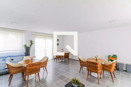 Apartamento para alugar com 34m², 2 quartos e sem vagaÁrea comum - Salão de festas