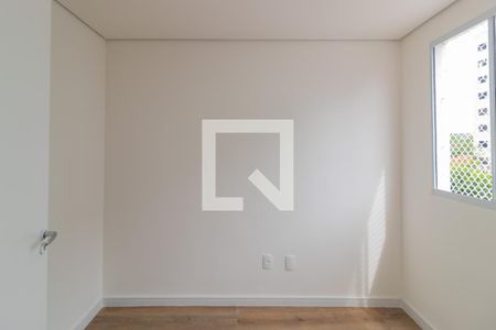 Quarto 1 de apartamento para alugar com 2 quartos, 34m² em Jardim Promissão, São Paulo