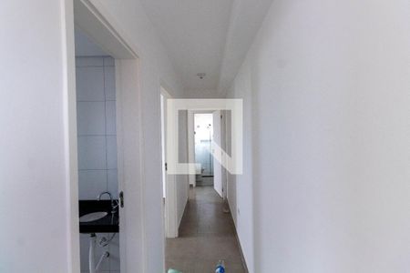 Corredor de apartamento para alugar com 2 quartos, 55m² em Parque Boturussu, São Paulo