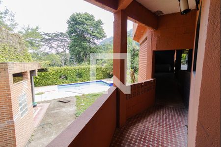 Casa à venda com 300m², 5 quartos e 5 vagasVaranda