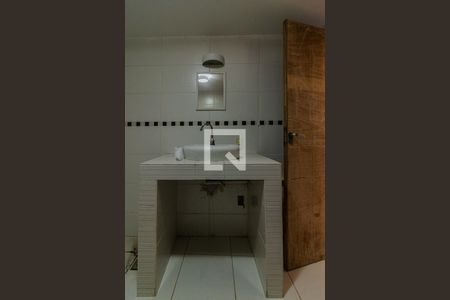 Casa à venda com 300m², 5 quartos e 5 vagasBanheiro Quarto 5