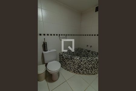 Casa à venda com 300m², 5 quartos e 5 vagasBanheiro Quarto 5