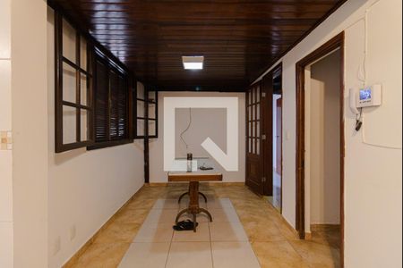 Casa à venda com 300m², 5 quartos e 5 vagasCozinha