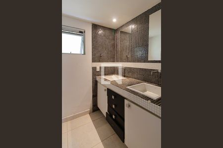 Casa à venda com 300m², 5 quartos e 5 vagasBanheiro Quarto 4