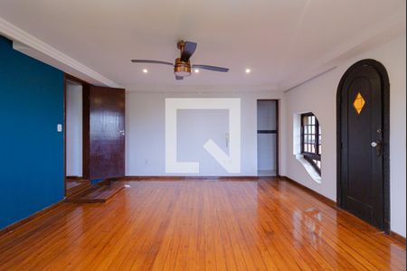 Casa à venda com 300m², 5 quartos e 5 vagasQuarto 4