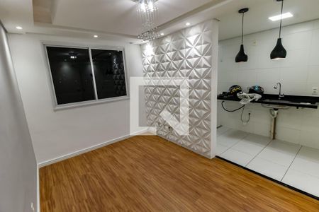 Sala de apartamento para alugar com 2 quartos, 42m² em Jardim Taboão, São Paulo