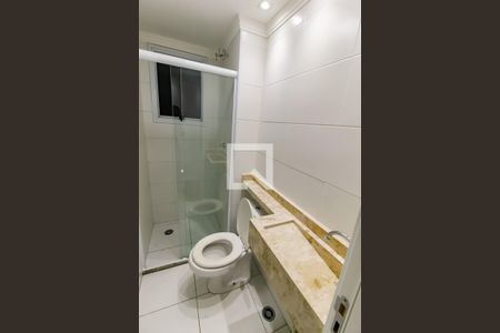 Banheiro de apartamento para alugar com 2 quartos, 42m² em Jardim Taboão, São Paulo