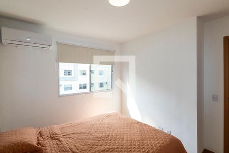 Quarto 1 de apartamento para alugar com 2 quartos, 47m² em Campo Grande, Rio de Janeiro