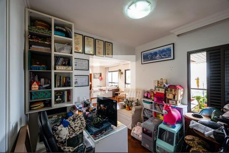 Apartamento à venda com 140m², 2 quartos e 3 vagas Apartamento à venda com 140m², 2 quartos e 3 vagasEscritório