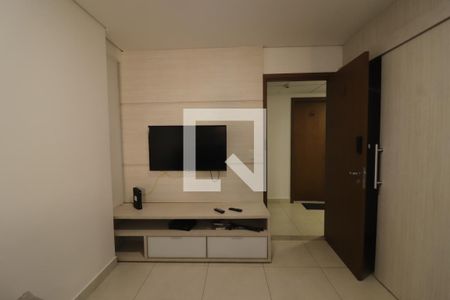 Sala de kitnet/studio para alugar com 1 quarto, 46m² em Jardim Goiás, Goiânia