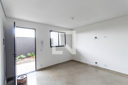 Sala/Cozinha de apartamento para alugar com 2 quartos, 42m² em Parque Boturussu, São Paulo