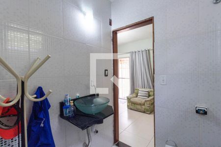 Casa à venda com 149m², 3 quartos e 2 vagasBanheiro da Suíte