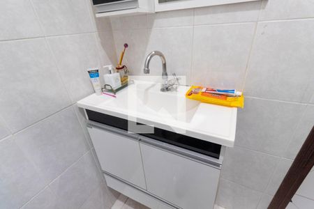 Casa à venda com 149m², 3 quartos e 2 vagasBanheiro 2