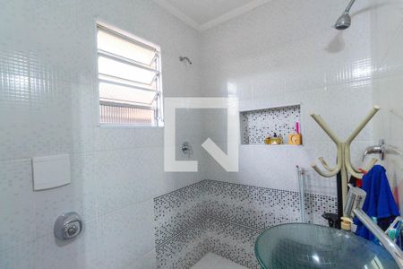 Casa à venda com 149m², 3 quartos e 2 vagasBanheiro da Suíte